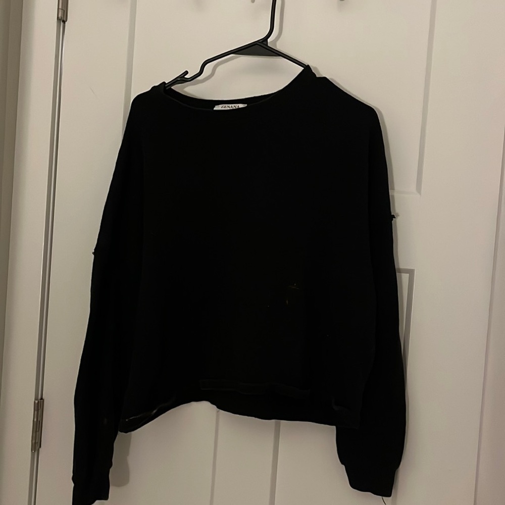 Black comfy sweater